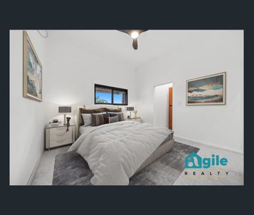 CLOSE TO EVERYWHERE! - Photo 2