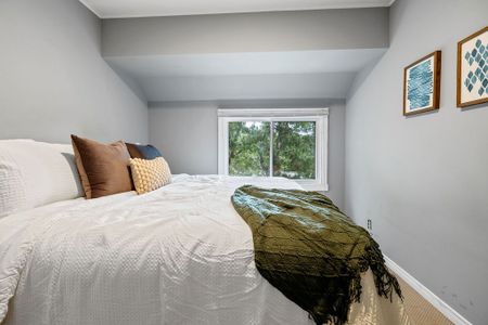 For Lease - 124 ESCARPMENT Crescent, Collingwood, Ontario - Photo 4