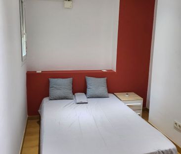 Piso de alquiler en Carrer de Bonaventura Hernandez I Sanahuja, Eix... - Photo 4