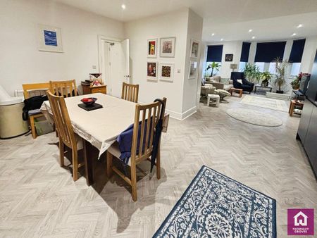 2 bedroom flat to rent - Photo 3