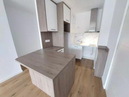 location Appartement T2 DE 42.31m² À FLEURY LES AUBRAIS - Photo 4