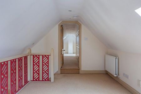 5 bedroom semi-detached house to rent - Photo 5