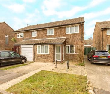 4 bedroom semi-detached house to rent - Photo 6