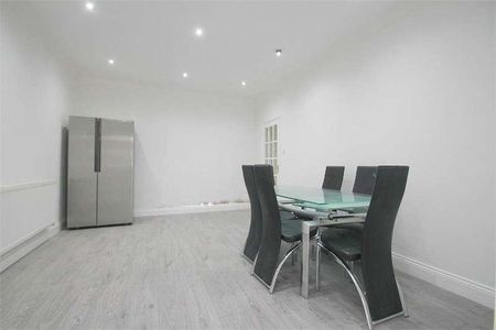 Ditton Road, Datchet, SL3 - Photo 2