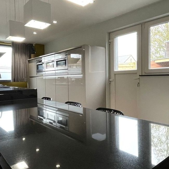 Eengezinswoning te huur in Stevoort voor € 1.350 met 4 slaapkamers - Photo 1