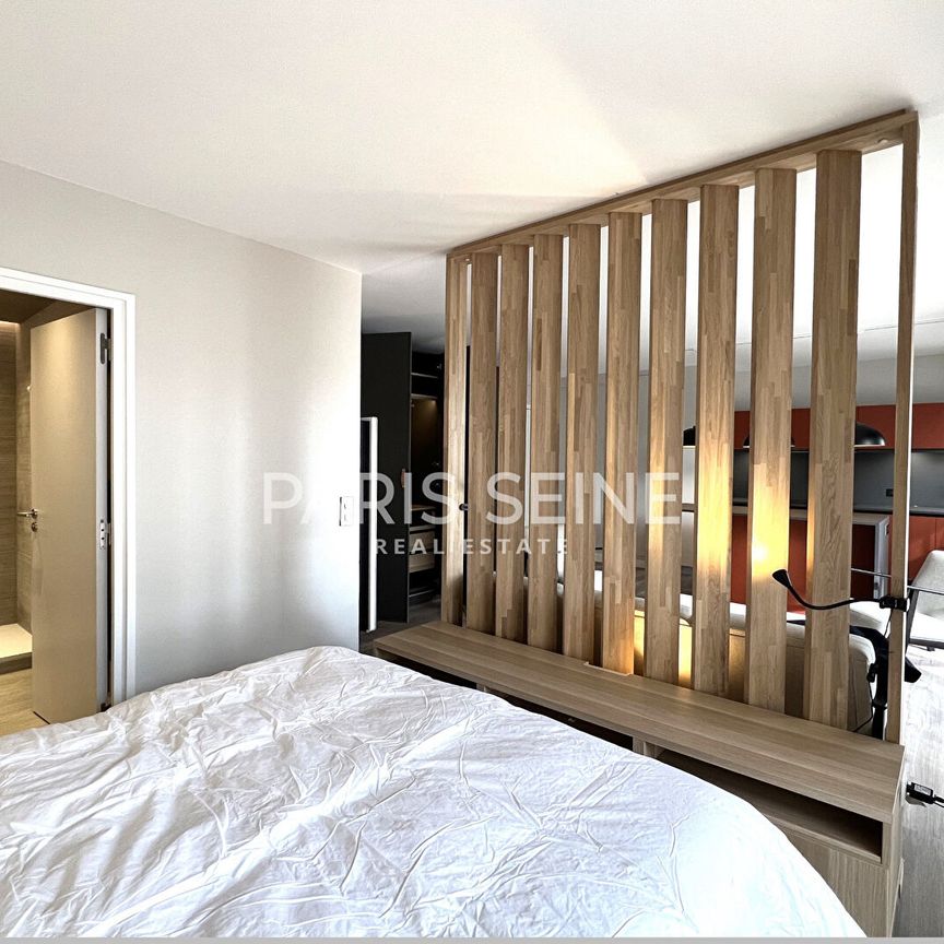 **EXCEPTIONNEL STUDIO MEUBLÉ**GRAND BALCON**ÉTAGE ÉLEVÉ**REFAIT A NEUF** - Photo 1