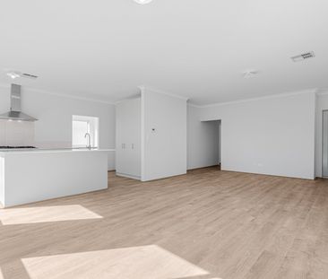 Brand New Villa - Modern Living in a Private Rear Position - Photo 6