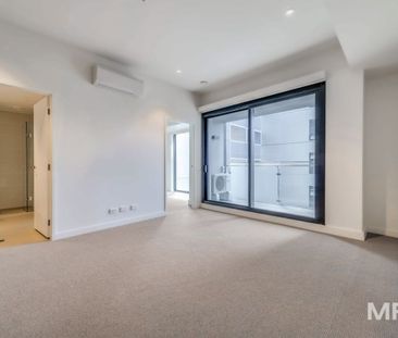 1216/199 William Street, Melbourne - Photo 2