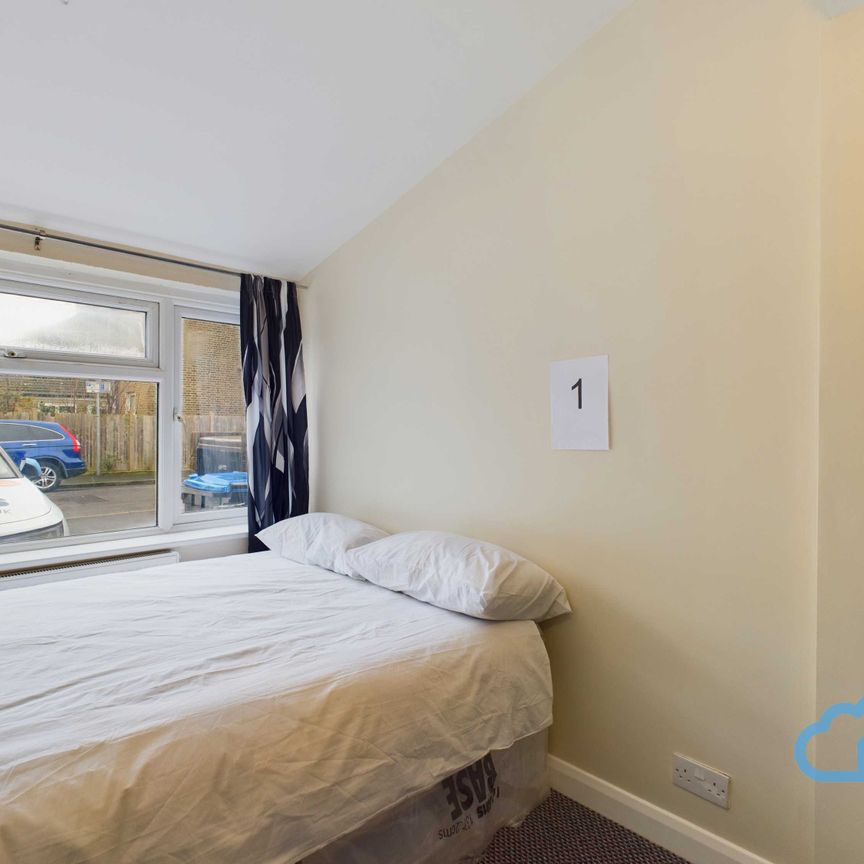 RM1 Shrewton Road | Merton | London | SW17 9HZ - Photo 1