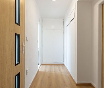 Pronájem bytu 1+1 36 m² - Photo 1