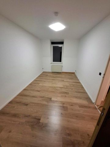 Helle 2 Zimmerwohnung, DG, 54 m², 400€ Kaltmiete + NK, Freiheitst - Photo 5