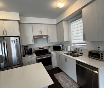 For Lease - 18 Gemini Drive, Barrie, Ontario - Photo 5