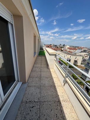 Location Appartement 3 pièces 77m² - Photo 1