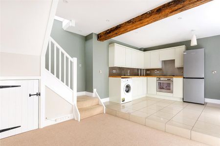 1 bedroom detached house to rent - Photo 2