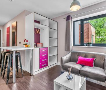 1 bedroom private hall to rent - Photo 1