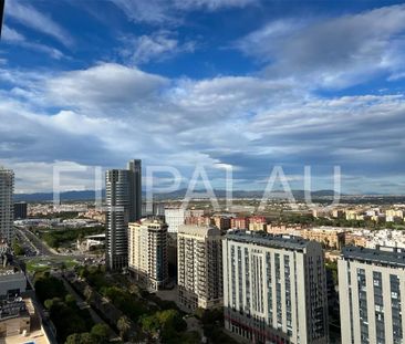 Piso de alquiler en Sant Pau - Photo 1