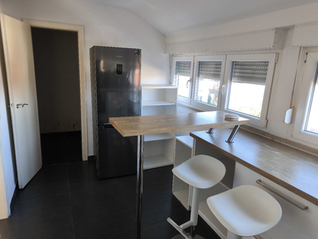 S-Heumaden: Moderne, helle 2-Zimmer-Dachgeschosswohnung mit Balkon - Photo 4