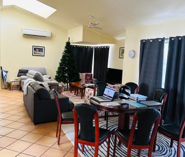 Noosaville - Photo 1