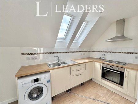 2 bedroom flat to rent - Photo 4