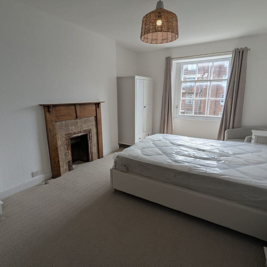 2 Bed Flat, Clifton, BS8 - Photo 1