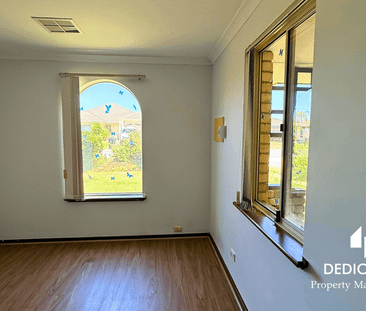 Perfection on a Quiet Street - Photo 1