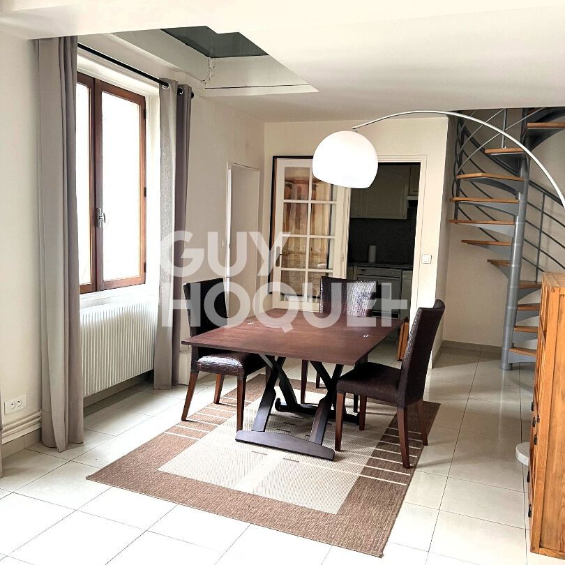 75004 - Duplex île Saint-Louis - Photo 1