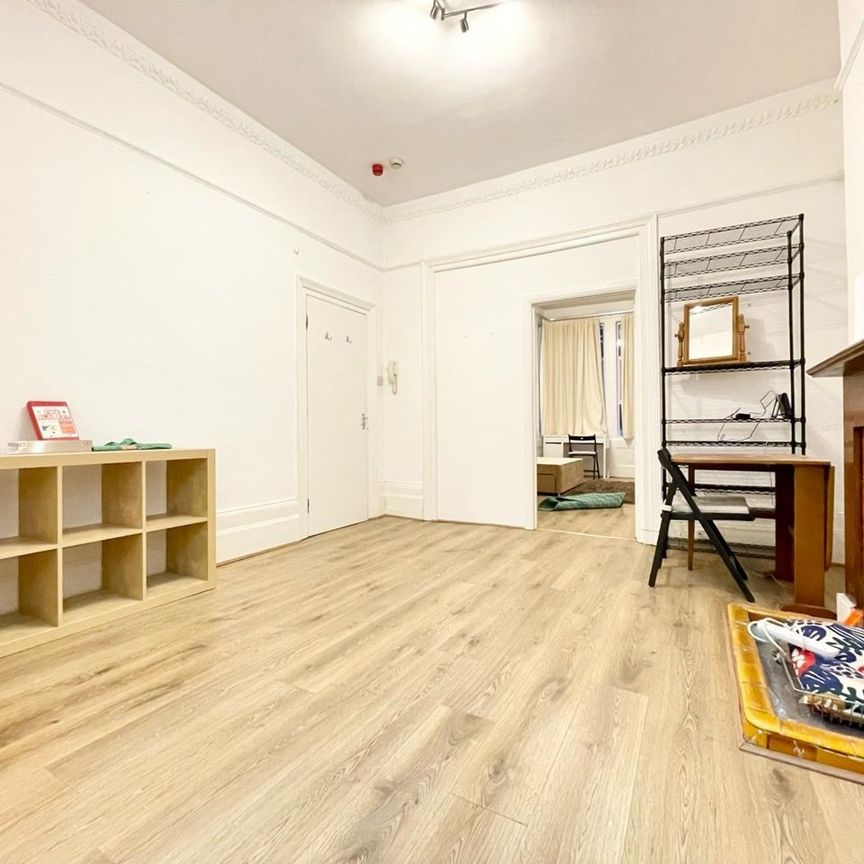 1 Bed Flat, Queen Elizabeths Walk, N16 - Photo 1