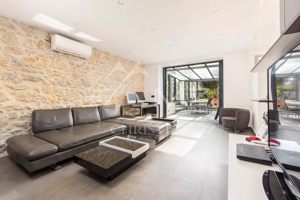 Cap d'Antibes - Superbe villa contemporaine - Photo 1