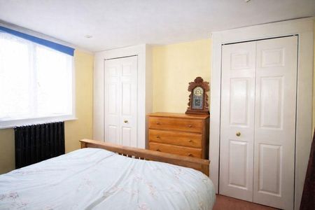 2 bedroom end of terrace house to rent - Photo 5