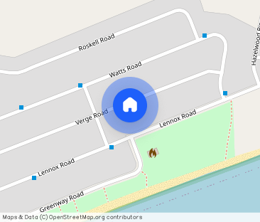 CHARMING COASTAL RETREAT IN CALLALA BEACH - Photo 1