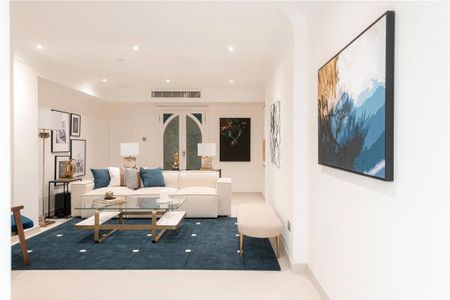 5 bedroom terraced house to rent - Photo 4