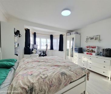 4 bedroom detached house to rent - Photo 6