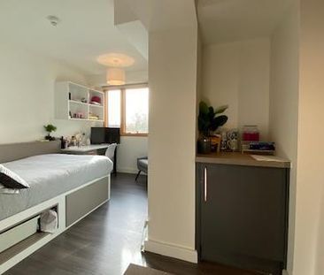 Studio to rent - Photo 4