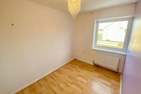 Renfrew Close - Photo 2