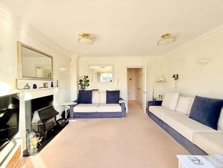 3 bedroom townhouse to rent - Photo 2