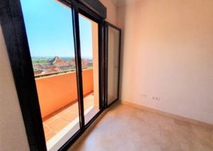 Ref. 49357 PRECIOSA ADOSADA EN ALQUILER EN ESTEPONA