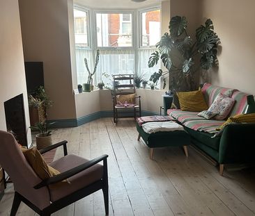 2 Bed Terraced House, Colston Road, BS5 - Photo 1