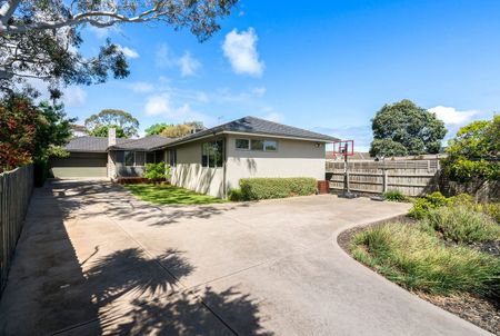 2 Wiringa Crescent, Mount Eliza - Photo 3