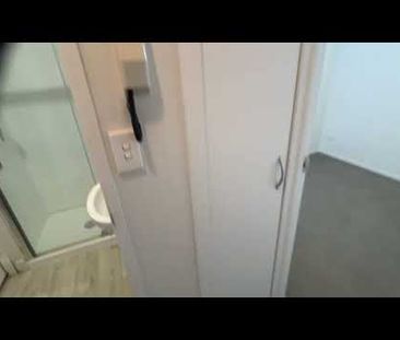 UNFURNISHED Two Bedroom in Altitude **** INCLU... - Photo 5