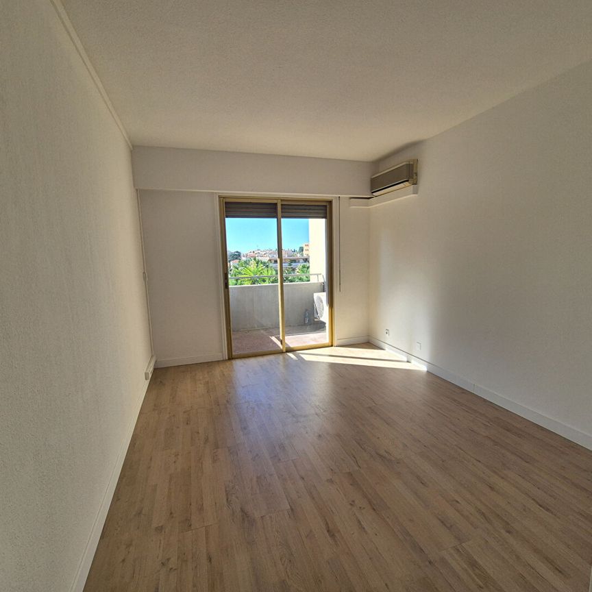 Location Appartement 2 pièces 27m² LE CANNET 06110 - Photo 1