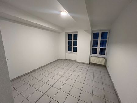 Location Appartement 4 pièces 133m² - Photo 2