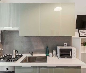 Via Giuseppe Pecchio, Milan, Lombardy 20131 - Photo 1