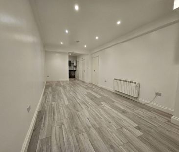 Studio to rent - Photo 6