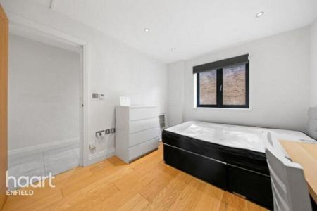 4 bedroom apartment to rent - Photo 3