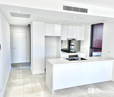 Spectacular 3 bedroom unit. - Photo 4