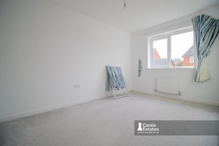 4 bedroom detached house to rent - Photo 4