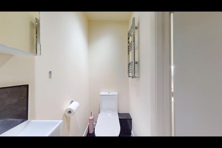 Studio Flat, Chatsworth Road, NW2 - Photo 3