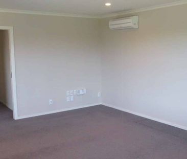 FOUR BEDROOMS - KELVIN GROVE - Photo 5