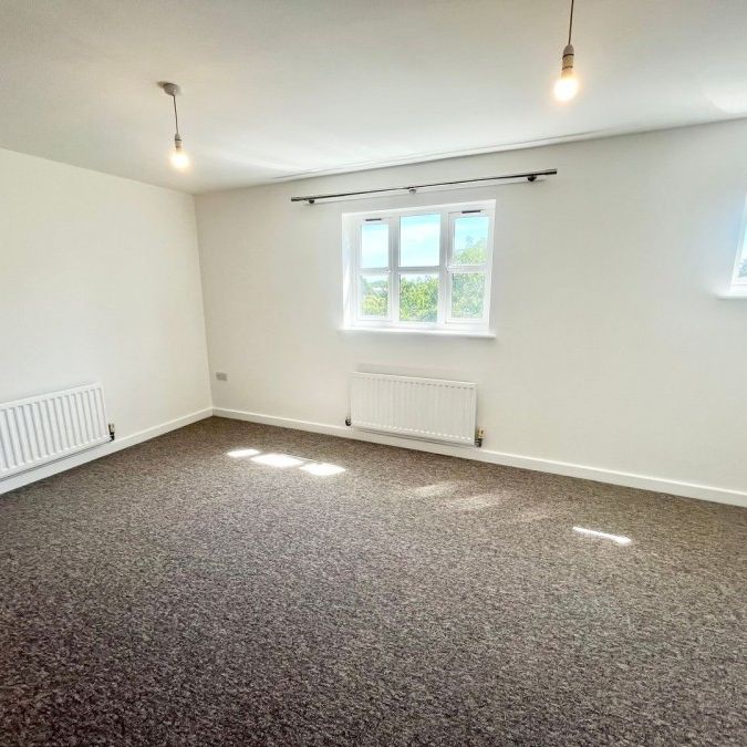 Massingham Park, Taunton, Somerset - Photo 1