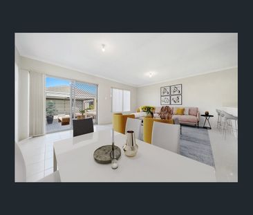 JAM packed - Photo 2